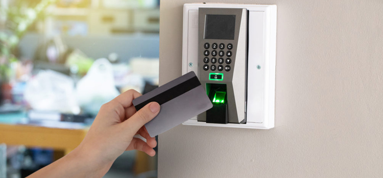 key card entry system Ojus
